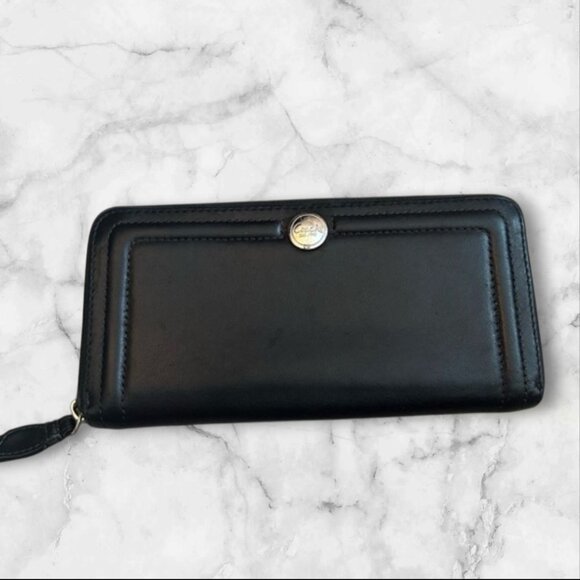 Coach Lambskin Long Wallet EUC - Picture 1 of 8